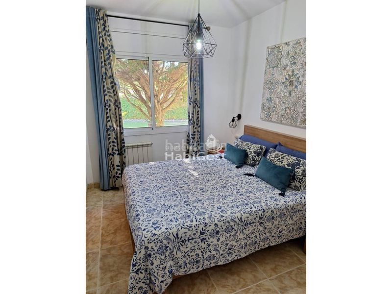 Foto 32b5f5a5-ad22-4519-aef9-02e37143c25e. Casa amb calefacció aparcament a Vilobí d´Onyar