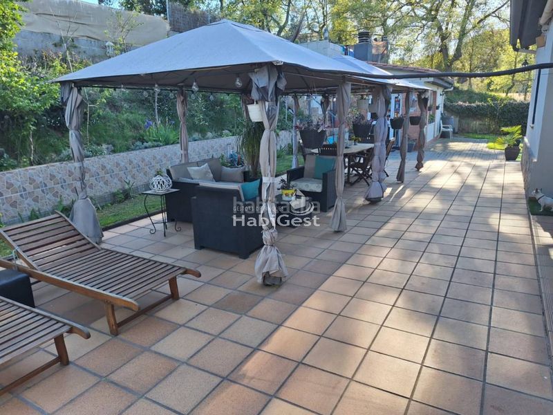 Foto 37d1ac1d-eddb-4432-9508-7493dbc1e494. Casa amb calefacció aparcament a Vilobí d´Onyar