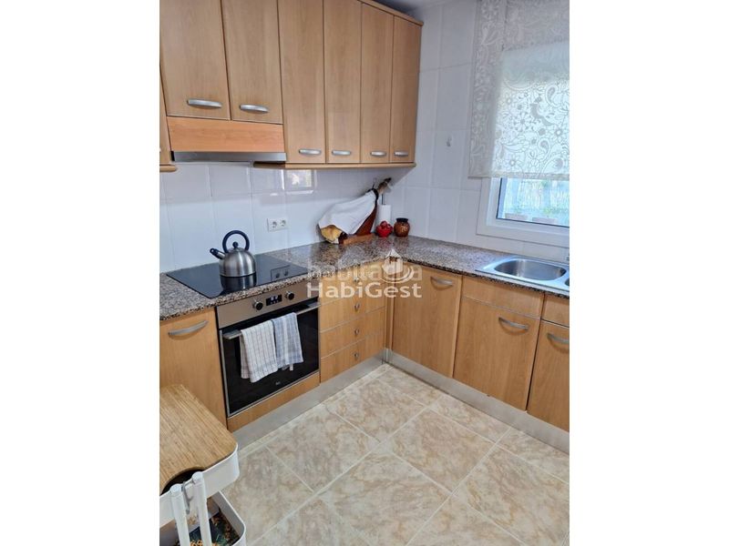 Foto 384c4f5a-9ece-4b58-b9e5-0c9d81ec43dc. Casa amb calefacció aparcament a Vilobí d´Onyar