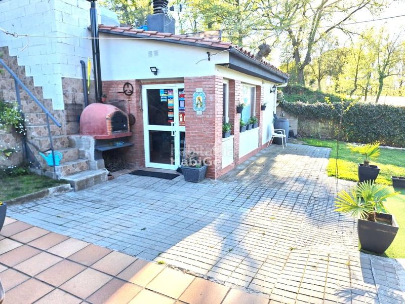 Foto 6890cd46-bc6a-4cbe-8cfc-6eca1902a194. Casa amb calefacció aparcament a Vilobí d´Onyar