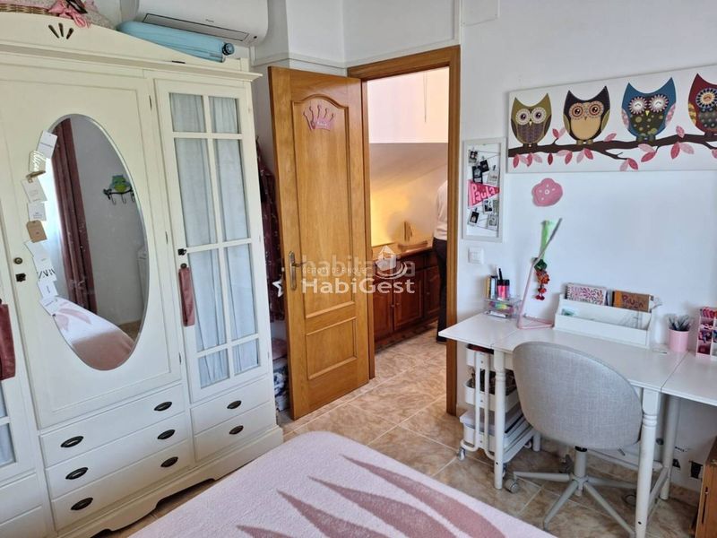 Foto a903e2c8-4c65-46ea-b2a1-b49b696df399. Casa amb calefacció aparcament a Vilobí d´Onyar