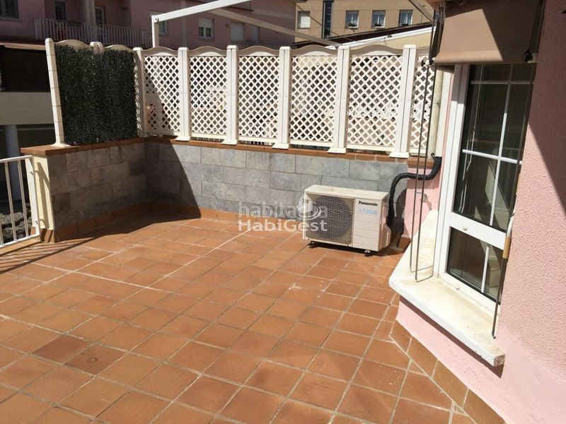 Foto 0447ba79-a957-4a46-ae4a-5a527e235c0d. Casa adossada amb calefacció aparcament a Quart