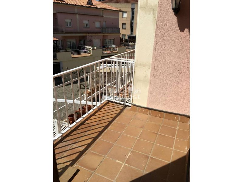 Foto 37357aca-f36c-4a98-8597-9da95a138779. Casa adossada amb calefacció aparcament a Quart