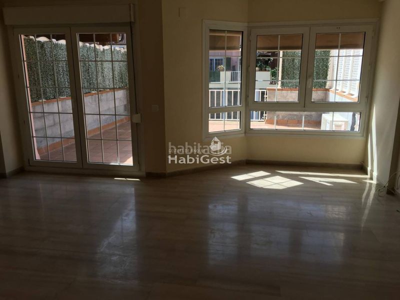 Foto a96d8d1e-8ea4-4f24-bf6d-6044868441f3. Casa adossada amb calefacció aparcament a Quart