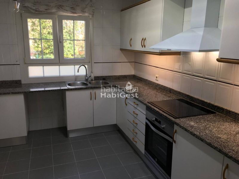 Foto d9040d66-00f0-4524-bc19-9aa93c0c023d. Casa adossada amb calefacció aparcament a Quart