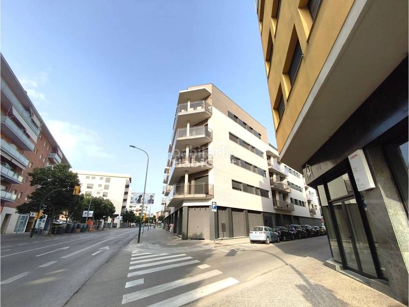 Foto 3a1b8384-9f58-4c76-8938-296ddfa86b73. Affitto posto auto in Eixample Sud-Migdia Girona