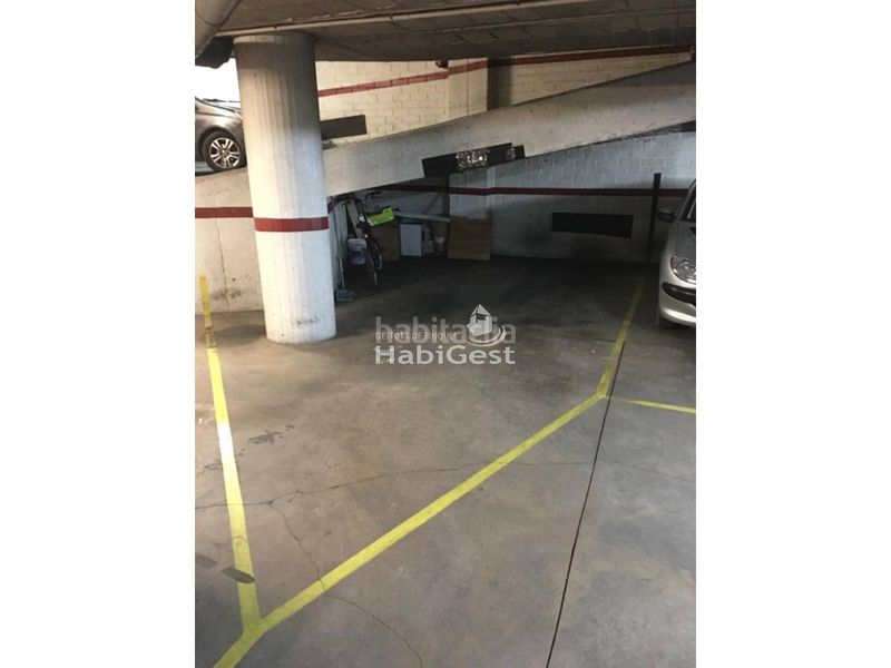 Foto 9f1ed74e-9e40-4a5c-b7e7-073be7aa9b23. Affitto posto auto in Eixample Nord Girona