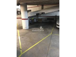 Lloguer Aparcament cotxe  Calle manel quer. Parking en alquiler en eixample