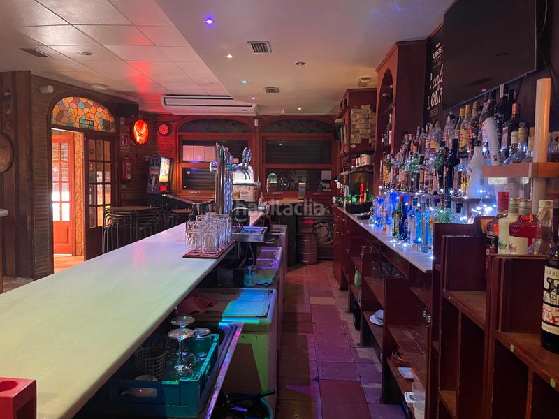 Foto 0905d620-6c85-4424-8a8a-a4f837405efc. Traspaso local comercial traspaso del bar-pub en Ciutat Jardí Valencia