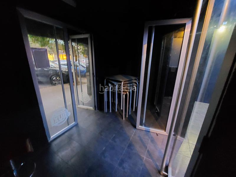 Foto c47ae5df-c492-4746-b95f-f6aefa65979c. Local comercial se vende local en zona Ciutat Jardí en Valencia