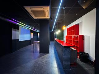 Local Comercial en Ciutat Jard. Se vende local en zona ciutat jard