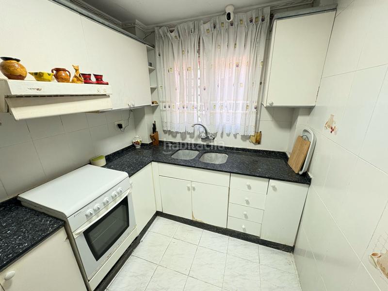 Foto 0ac33218-6f57-4aae-b5a2-d3e0cd2433db. Casa adossada a Zona Avenida al Vedat Torrent