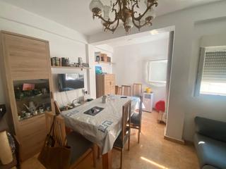 Etagenwohnung in El Castellar i l'Oliverar