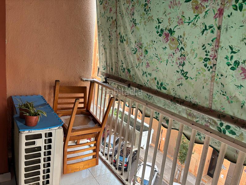 Foto ea402542-db45-43e0-b8b1-f48acfd16476. Piso zona la creu dEl Grau en El Grau Valencia