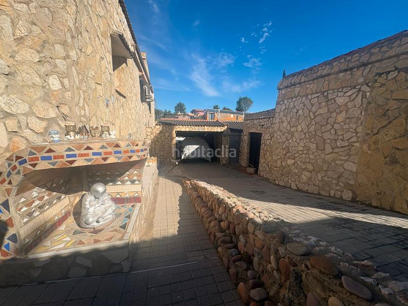 Foto ac2d4feb-3634-48e3-ab88-91e5816a8fd8. Chalet con parcheggio piscina in Montroy