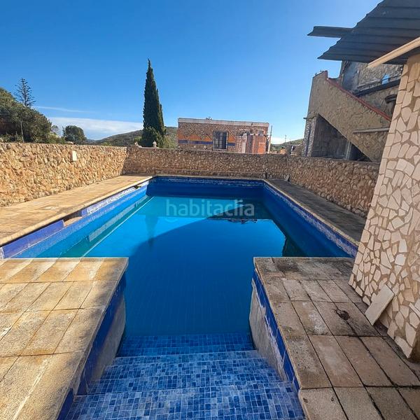 Foto bb1fb5bd-1fe4-4e57-bb1e-87140a41b52a. Xalet amb aparcament piscina a Montroy