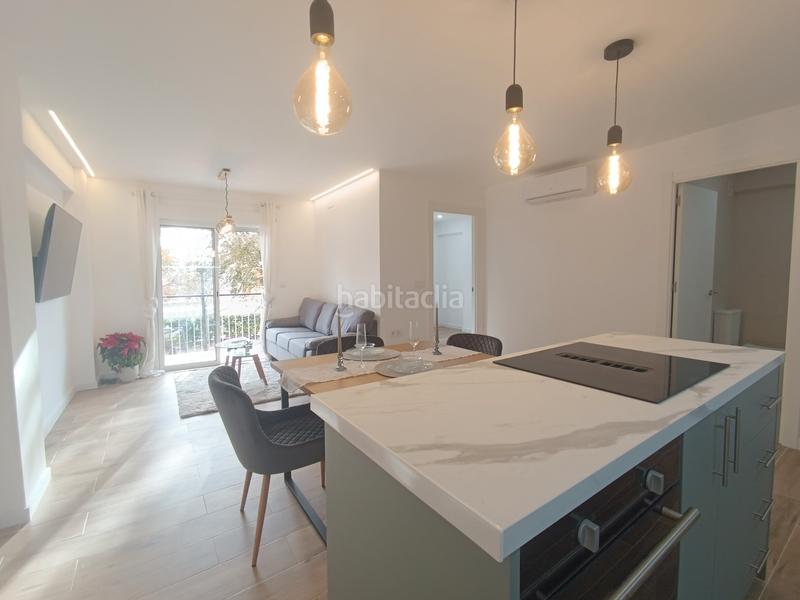 Foto 7cd49b66-7f4a-416e-ab23-21a8e753c9e0. Piso en Camí Reial Valencia