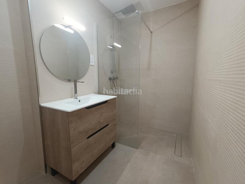 Foto a6b131ad-f3b9-4a5d-9472-0b3d99cec756. Piso en Camí Reial Valencia