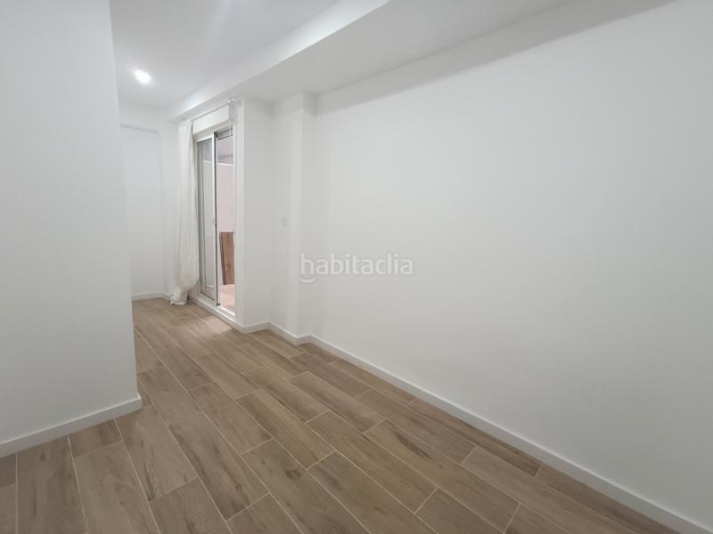 Foto c899b21d-1eb4-4583-a964-8115dfbe1e49. Piso en Camí Reial Valencia