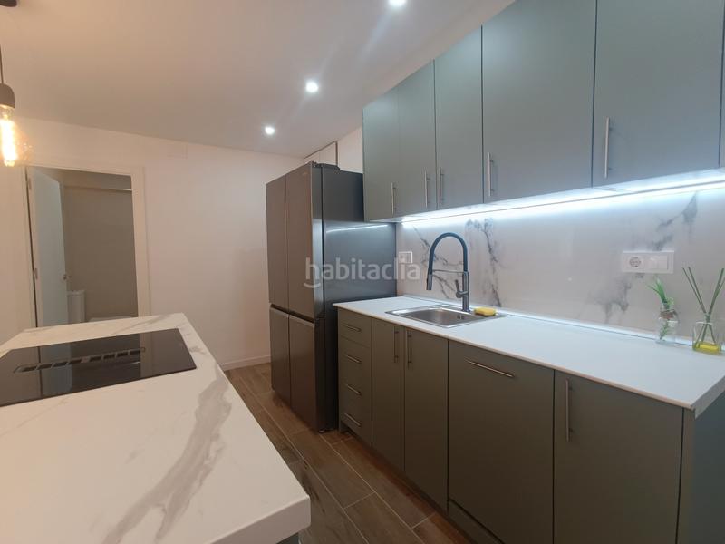 Foto e495addd-300c-4d32-837f-aa7e3e71d803. Piso en Camí Reial Valencia