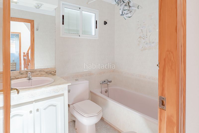 Foto ad272997-076a-463b-bbfe-85397ab37990. Casa adossada a Tavernes de la Valldigna