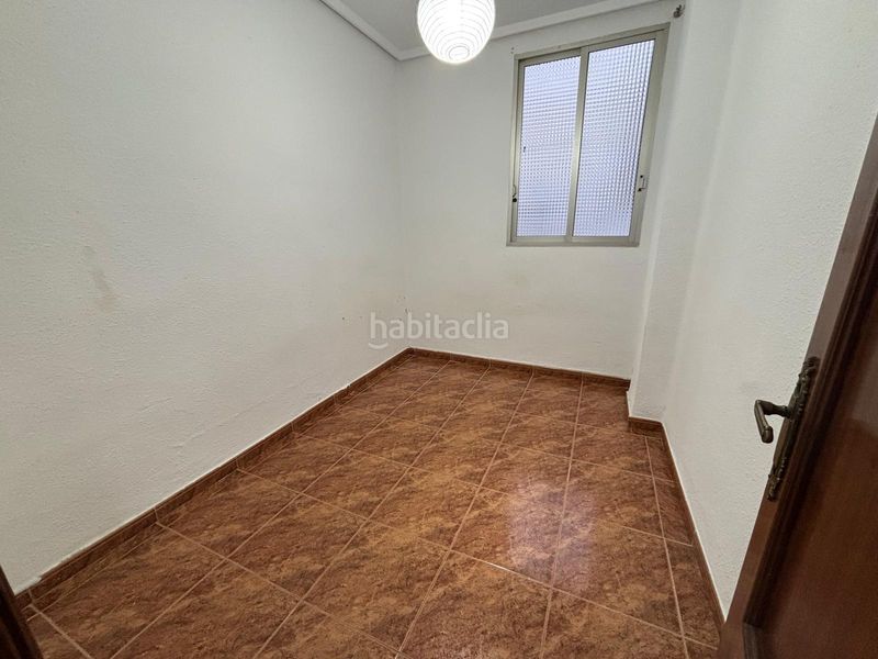 Foto 5778fdf7-02dc-41d5-a988-85ce781ce4d5. Rent flat in Russafa Valencia