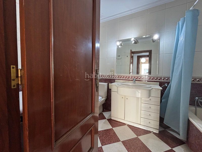 Foto 7f59de6e-4d82-4644-be1a-0b5bd9de4d2e. Rent flat in Russafa Valencia