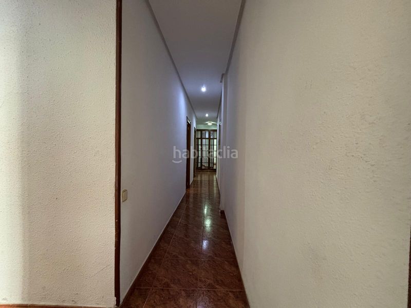 Foto b819aafe-97f9-4f9f-9c85-778e08bb0e3d. Rent flat in Russafa Valencia