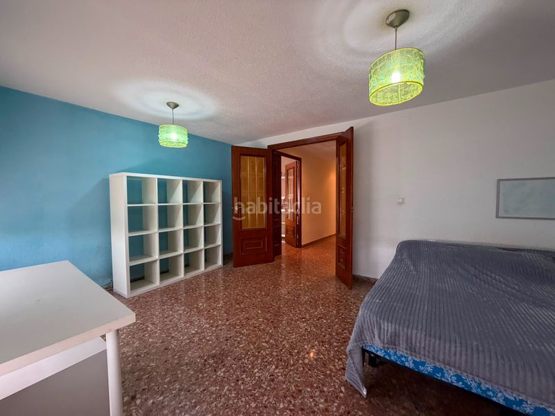 Foto 4fa3dea6-86d5-40a3-be2d-a0533eb461f6. Pis a Zona Campus Universitario Burjassot