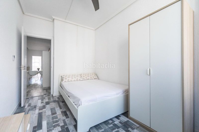 Foto 5a6be1a8-48bb-4a8c-85bb-4edf4e43e056. Rent flat in Albors Valencia
