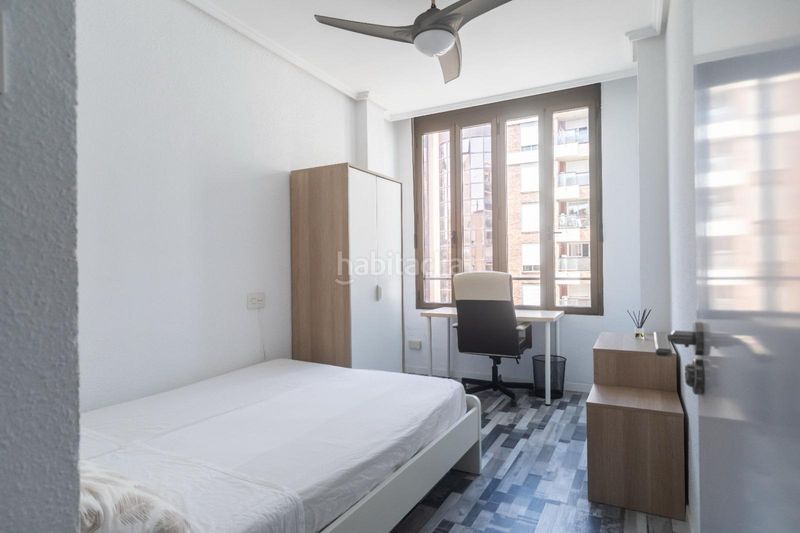 Foto 75bfc4f5-24a5-4c7f-a4f2-f438b552393d. Rent flat in Albors Valencia