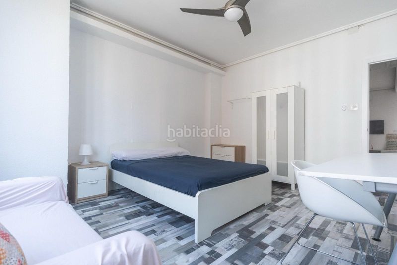 Foto a31e74e0-b032-42ad-8862-de09f978c384. Rent flat in Albors Valencia