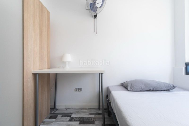 Foto b91e1ee7-2ae2-46bb-97ad-5645cef18c62. Rent flat in Albors Valencia