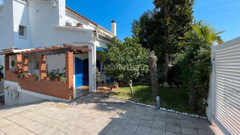 Foto ab62a79a-a7cd-4f99-9cf4-688d4895a106. Casa adosada en Els Masos - Els Garrofers Coma-ruga