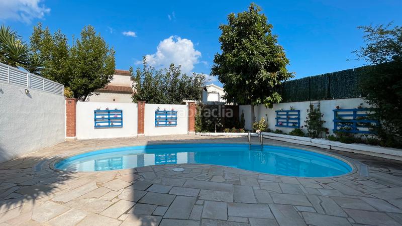 Foto 9f193ff6-7808-4bc0-968f-b66e10bb0912. Reihenhaus mit kamin heizung parking pool in Els Masos - Els Garrofers Coma-ruga