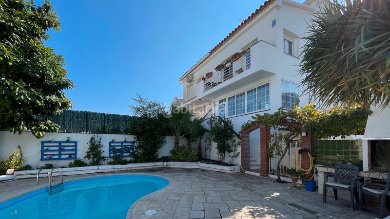 Foto 2c1c1172-28b1-4fb3-bc0c-0869458c63e9. Semi detached house with fireplace heating parking pool in Coma-ruga