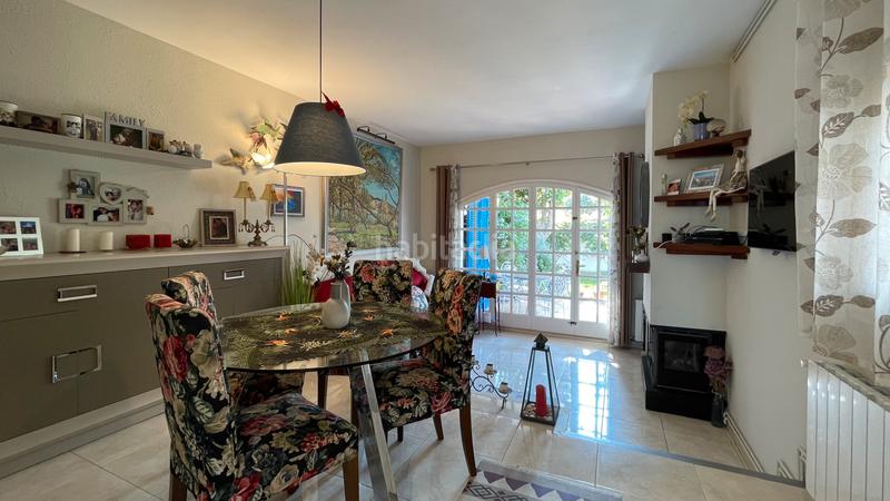 Foto 422c8741-0cdd-4b08-a934-1e6693d2198f. Semi detached house with fireplace heating parking pool in Coma-ruga