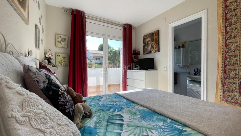 Foto f860592e-96c0-4c97-99d7-b5fef8f195ec. Semi detached house with fireplace heating parking pool in Coma-ruga