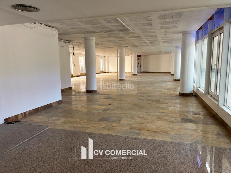 Foto 73c489c1-6cca-410d-aaef-2b995bdf5ceb. Alquiler local comercial en Gòtic Barcelona