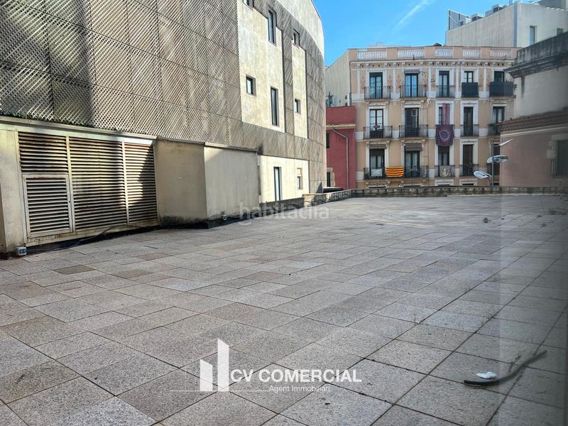 Foto 77ef07bd-82e9-445f-934b-9fcf24fc570f. Alquiler local comercial en Gòtic Barcelona