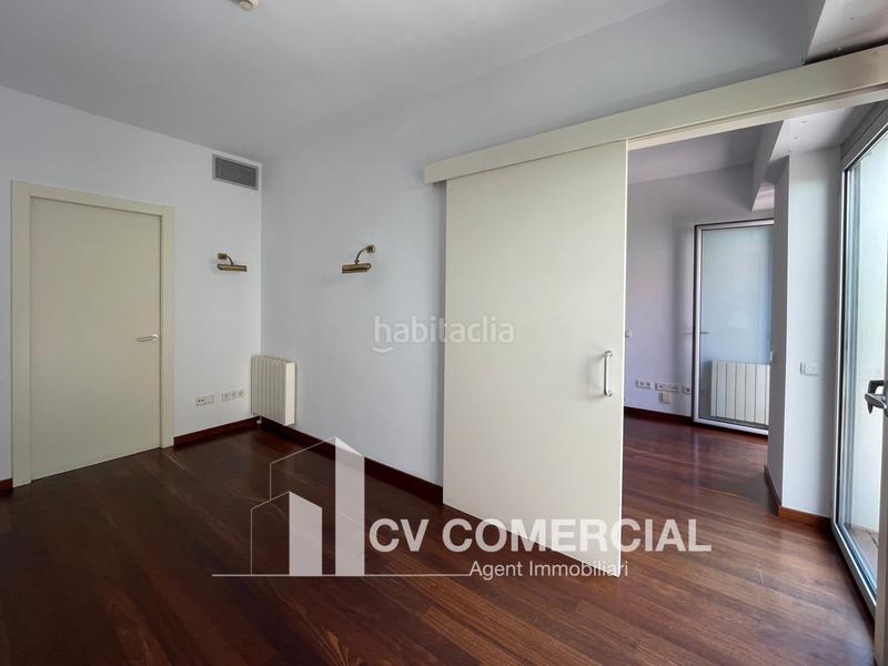 Foto 2a0e8e56-c4f9-4592-866e-01e708af7eff. Pis amb calefacció aparcament a Dreta de l´Eixample Barcelona