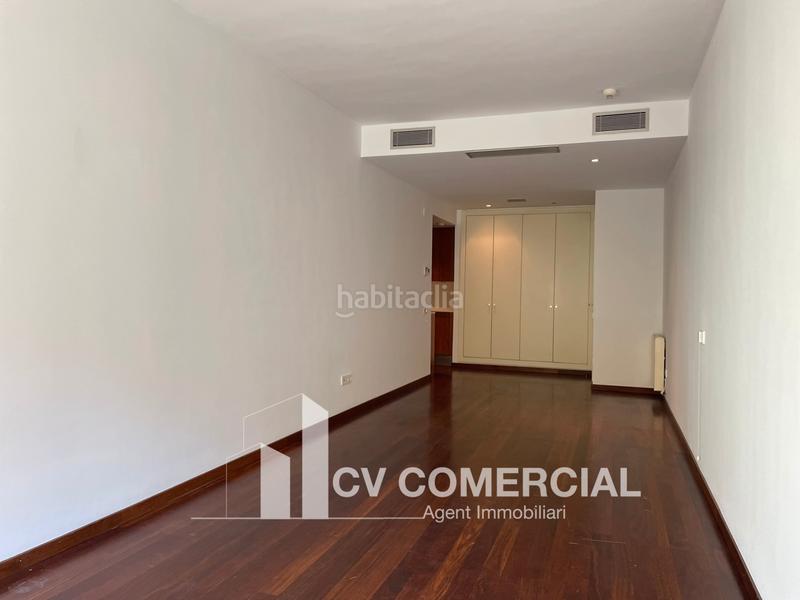 Foto 42a64e6c-4603-444e-b76e-82f5d79a2472. Pis amb calefacció aparcament a Dreta de l´Eixample Barcelona