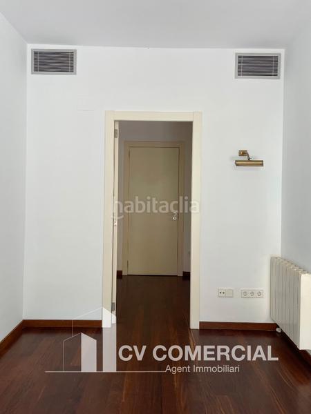 Foto 790a7e8e-a46f-41fb-82bb-6d7c73dbe3cc. Pis amb calefacció aparcament a Dreta de l´Eixample Barcelona