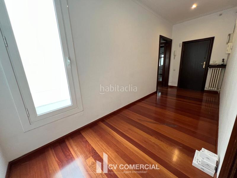 Foto 3a654fb6-06fc-4e95-b51e-4ddf98fc595d. Rent flat with heating in L´Antiga Esquerra de l´Eixample Barcelona
