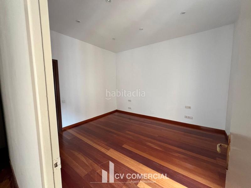 Foto 4e1b96f2-f4ae-49c5-815d-10fd453bb94e. Alquiler piso en L´Antiga Esquerra de l´Eixample Barcelona