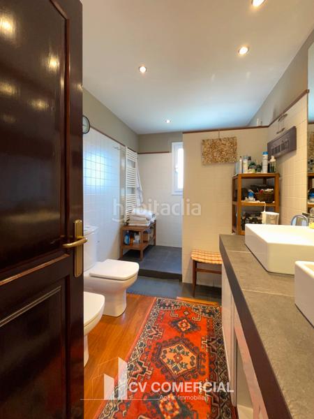 Foto 6368c651-9d39-43b7-90ca-d0a233f45292. Chalet mit kamin heizung parking pool in Mira-sol Sant Cugat del Vallès