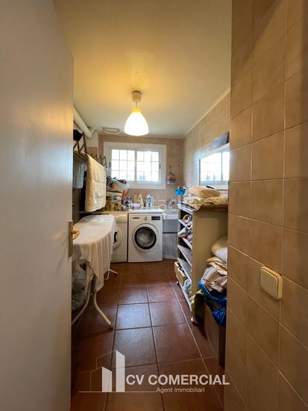 Foto 685fb771-8117-45bd-866c-8c5a8610de71. Chalet mit kamin heizung parking pool in Mira-sol Sant Cugat del Vallès