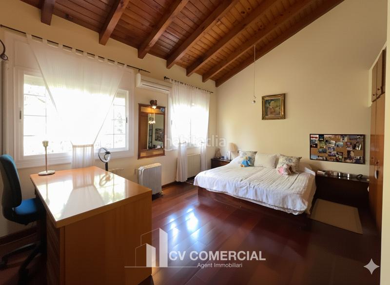 Foto 8973a2d0-e0ec-4ecc-9533-c109b4f98be1. Chalet mit kamin heizung parking pool in Mira-sol Sant Cugat del Vallès