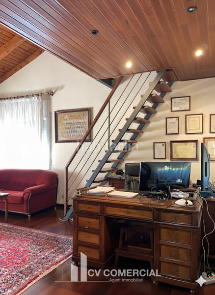 Foto a2258e1d-e656-4d66-a725-3c4b8e252ef3. Chalet mit kamin heizung parking pool in Mira-sol Sant Cugat del Vallès