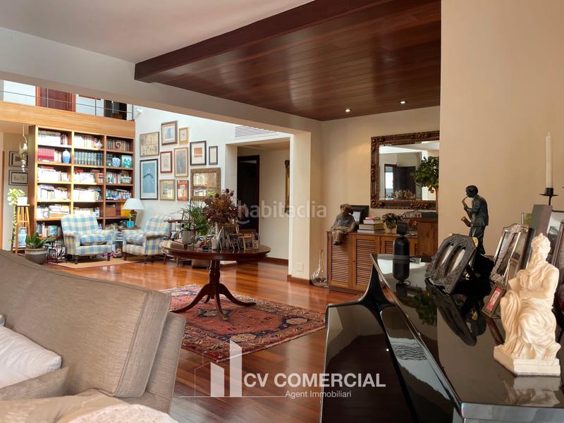 Foto c2138589-dc42-4ce9-8c8a-27c41233318b. Chalet mit kamin heizung parking pool in Mira-sol Sant Cugat del Vallès